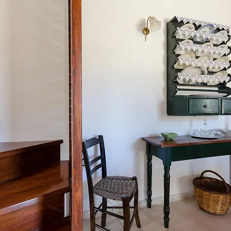 Dim Art Stone House Villa